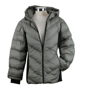 Abrigo acolchado gris con capucha de mujer